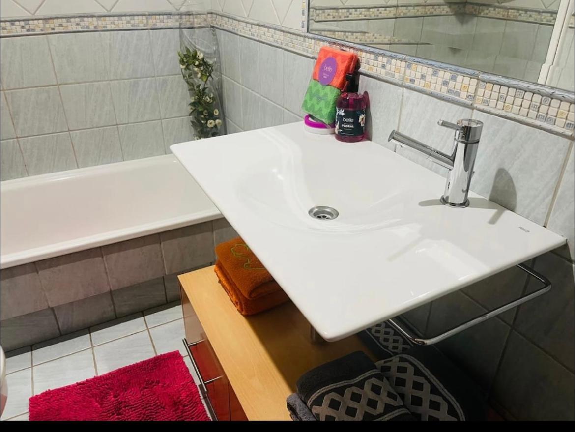 Piso Acogedor Combarro Apartment Bagian luar foto